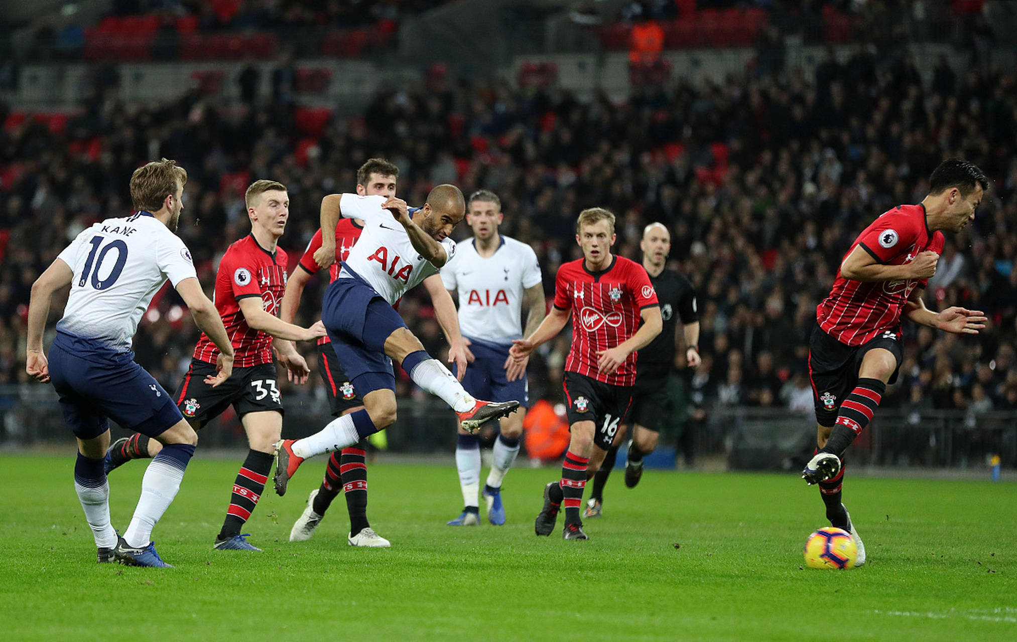 仅技惊四座 仅技惊四座