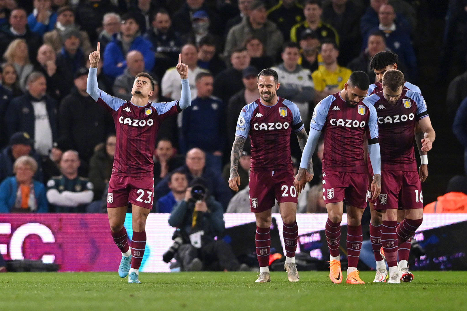 更是中国足 更是中国足